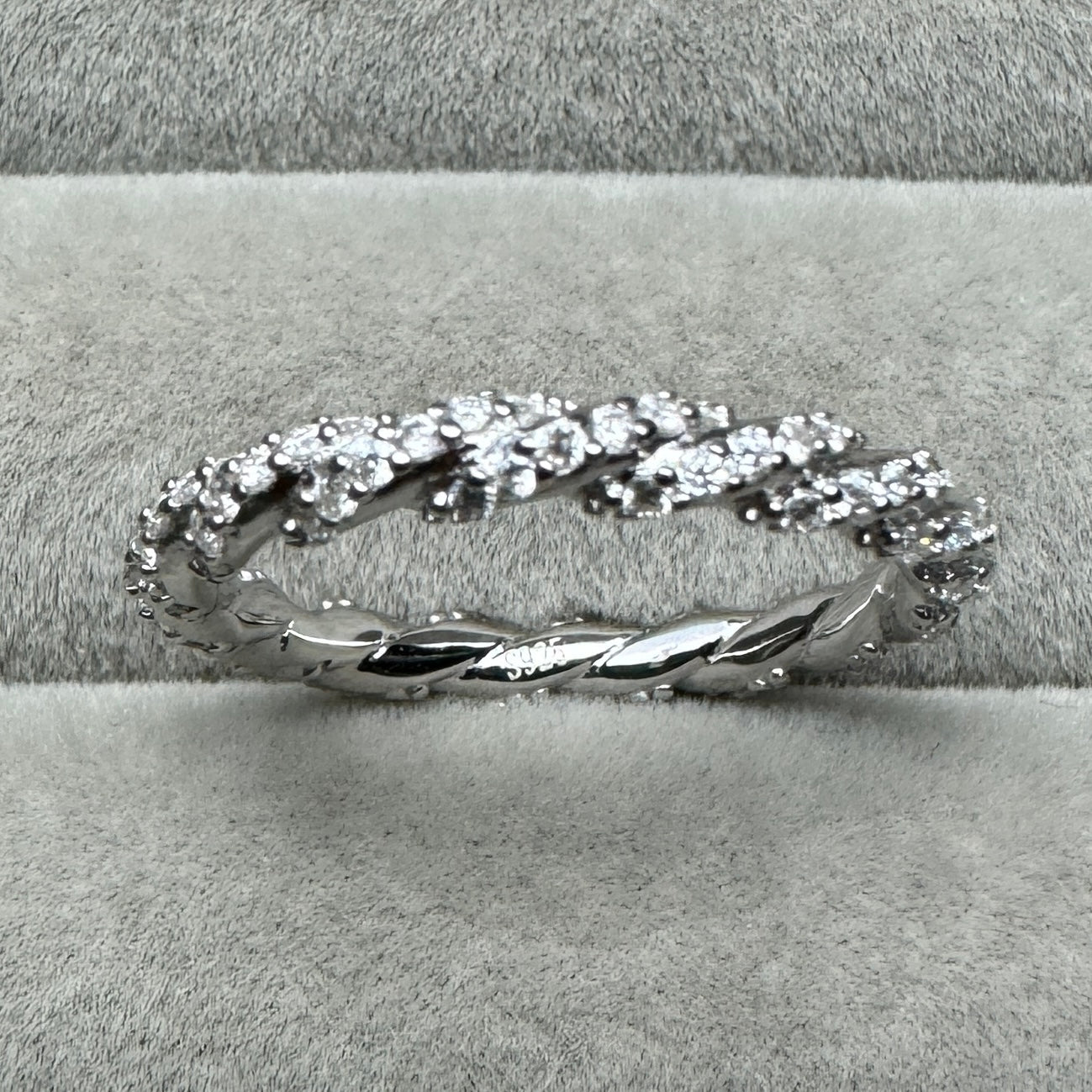 Anillo Completo Moissanita