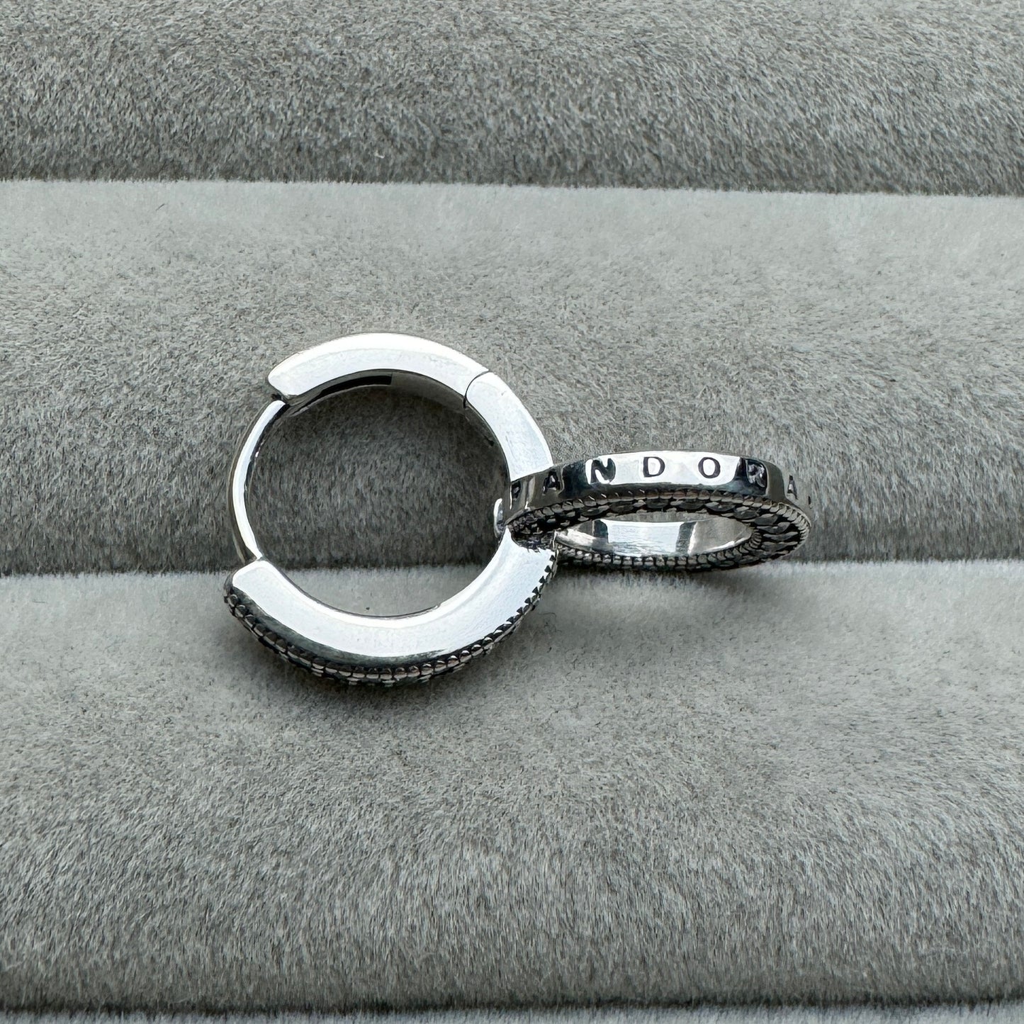 Aretes Con Colgante Pavé