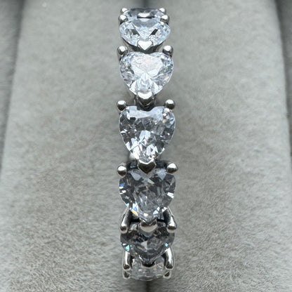 Anillo Alianza Corazones Transparentes Pandora Vista Frontal