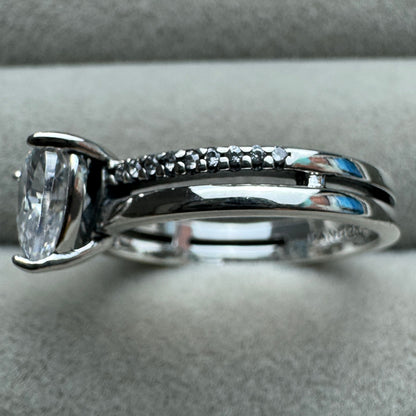 Anillo Corazón Fila Pavé Pandora Vista Del Costado