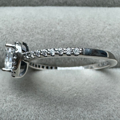 Anillo Corazón Nivelado Brillante Pandora Vista Del Costado