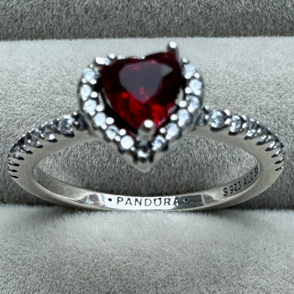 Anillo Corazón Nivelado Rojo Brillante Pandora Vista Desde Arriba