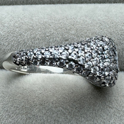 Anillo Cuadrado Brillante Pandora Vista Lateral