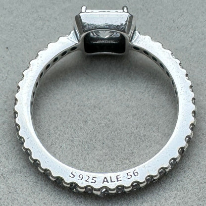 Anillo Halo Cuadrado Brillante Pandora Vista De Lado