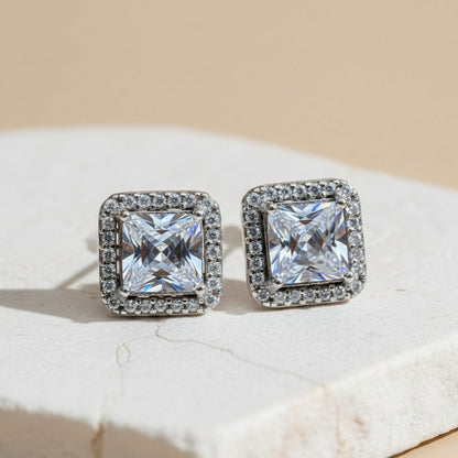 Aretes De Botón Cuadrados Con Halo Brillante