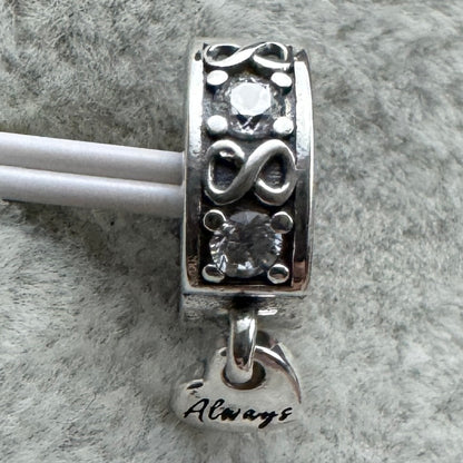 Charm Clip De Seguridad Pavé Familia