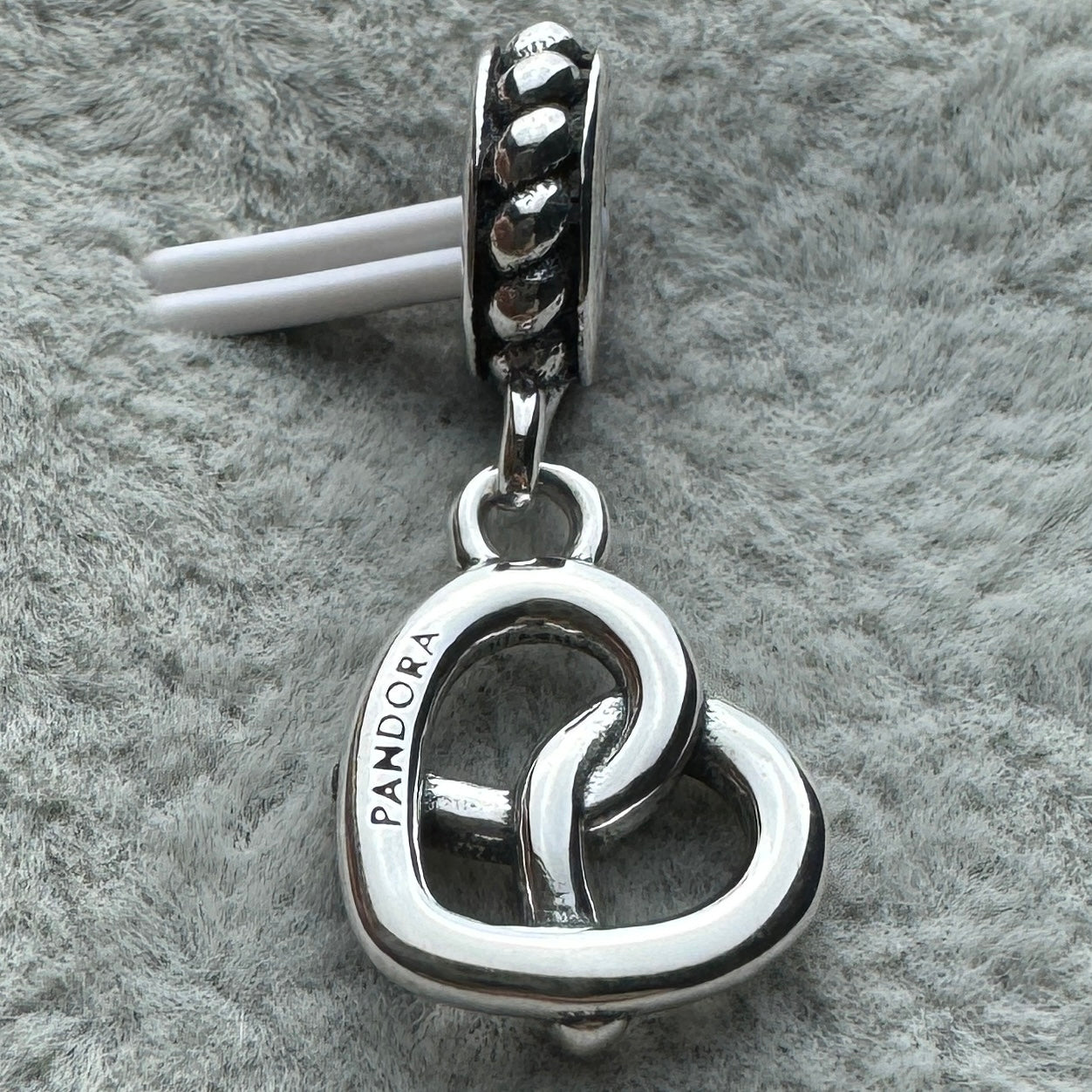 Charm Colgante Pretzel