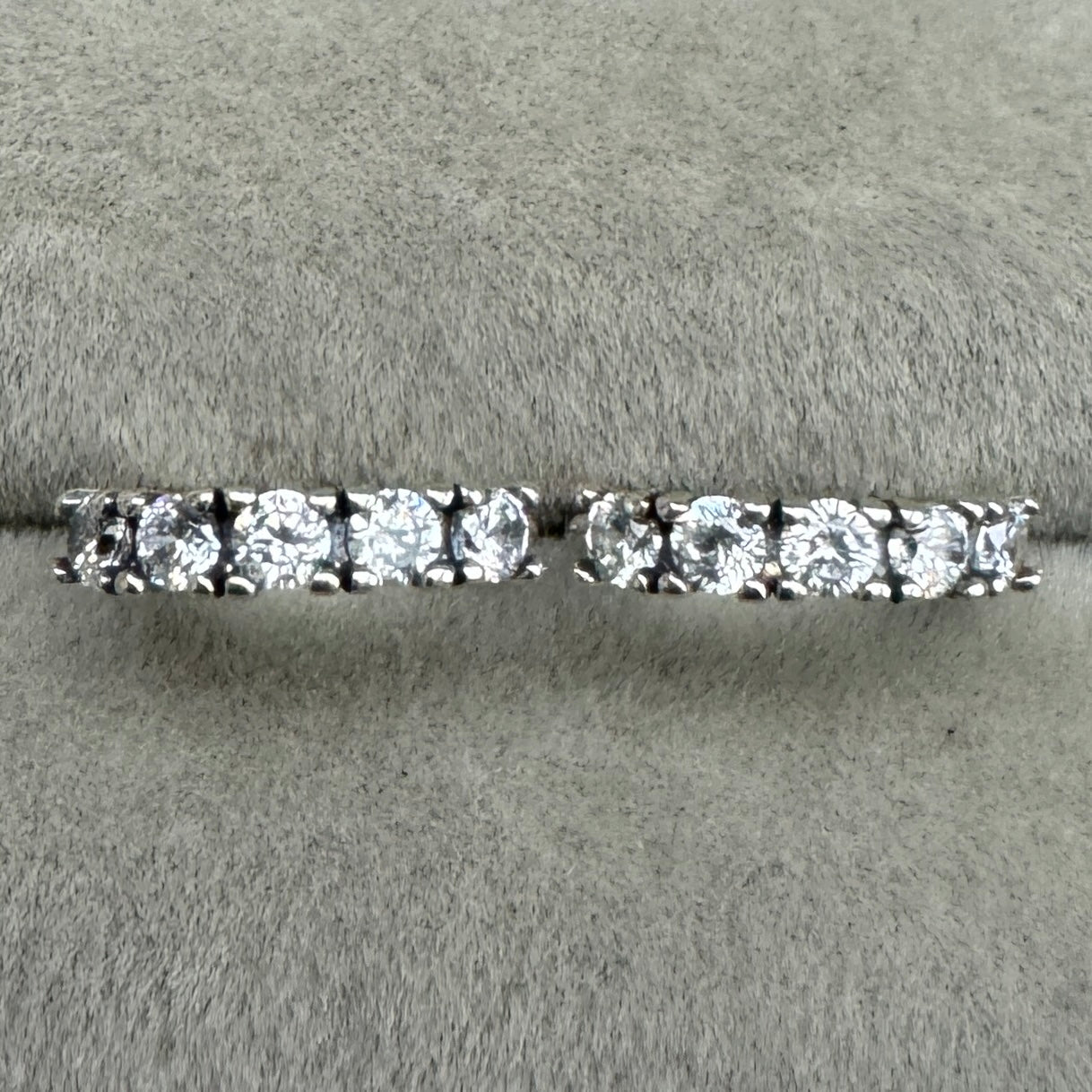 Aretes Abrazo Brillante