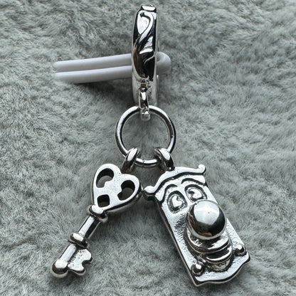 Charm Colgante Doble Llave Y Picaporte Alicia En El País De Las Maravillas Disney