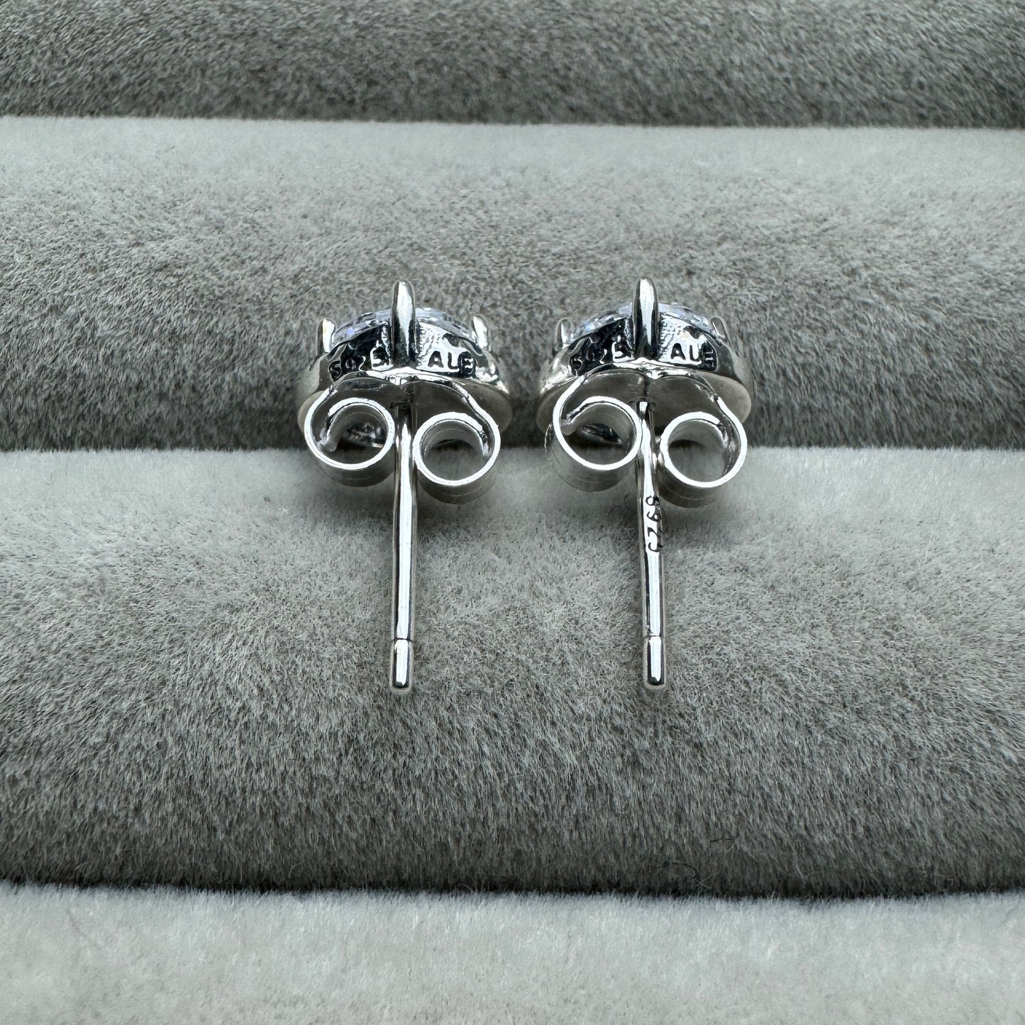 Aretes Círculo Brillante Pavé