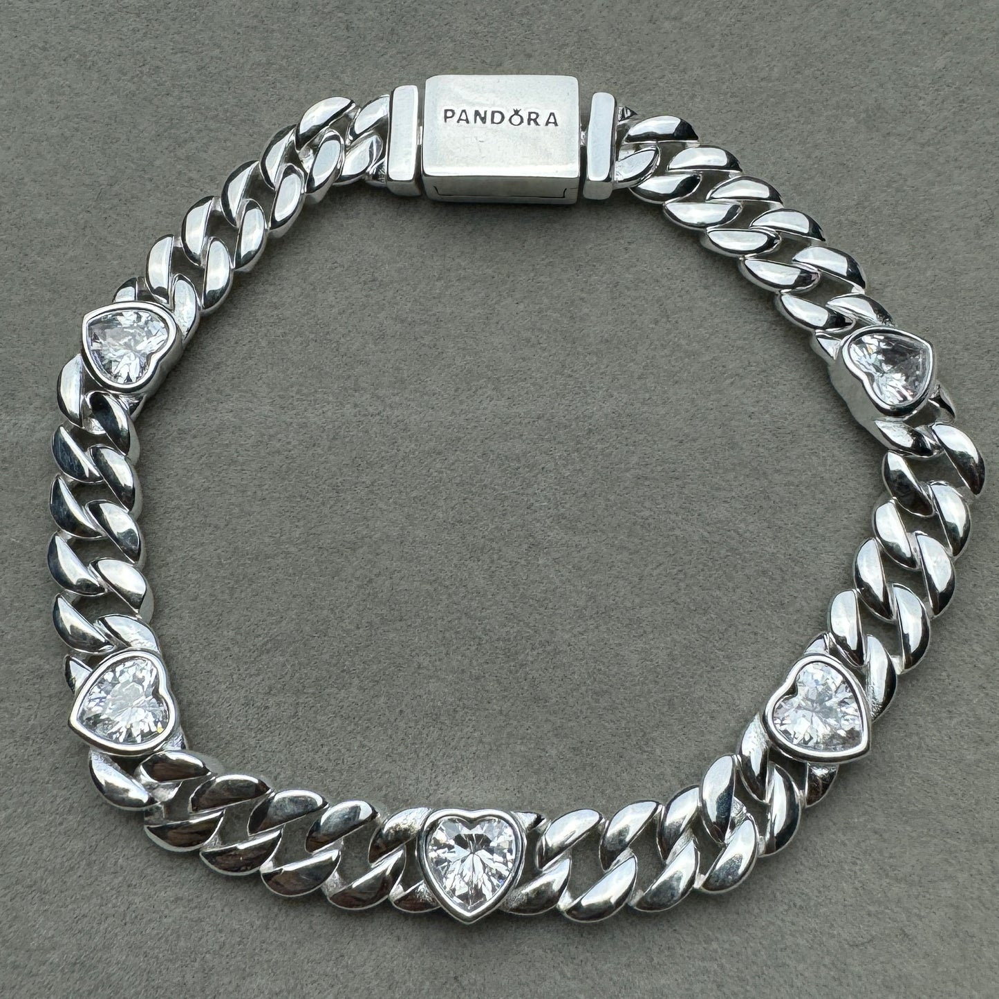 Brazalete Cubano Corazones