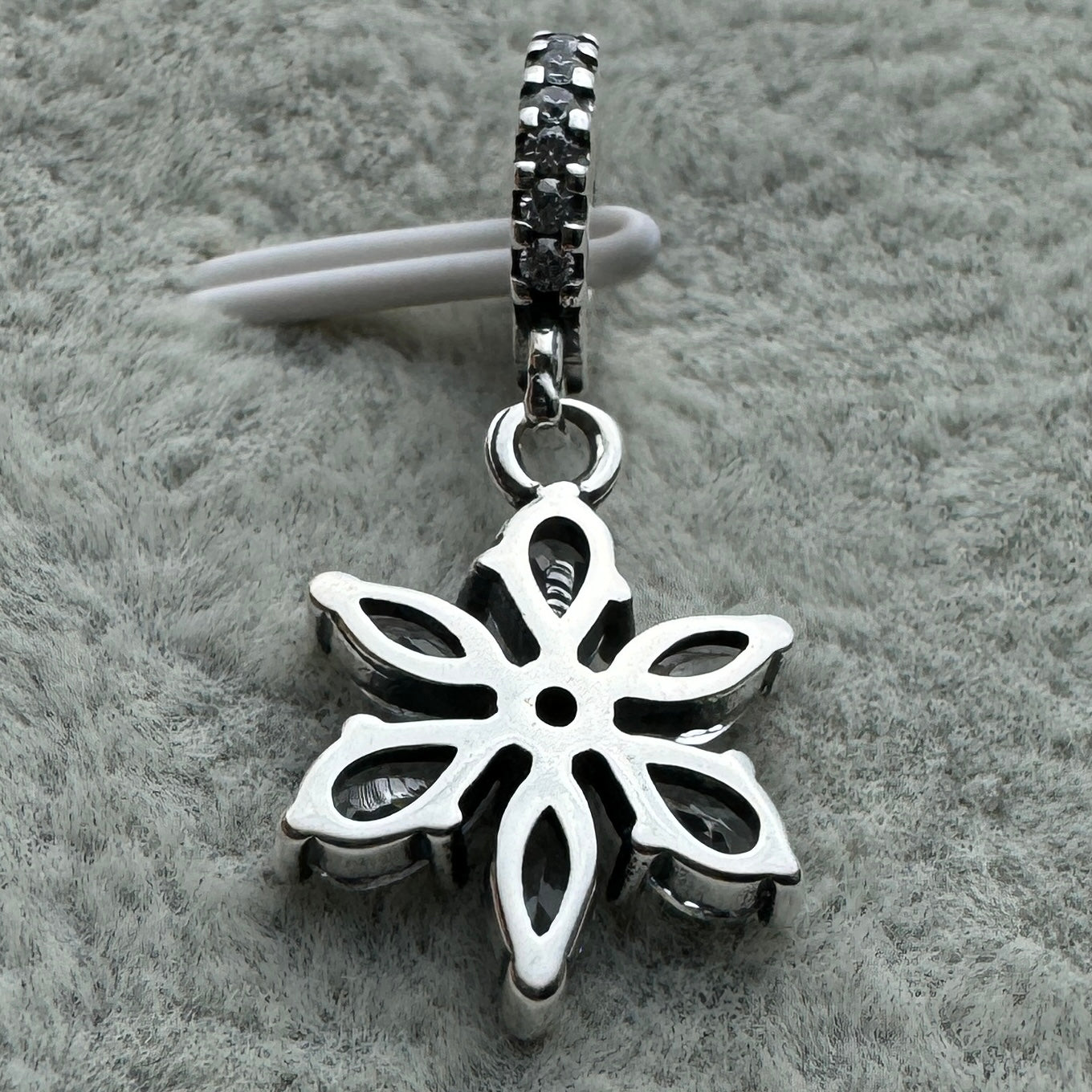 Charm Colgante Racimo Herbario Reluciente