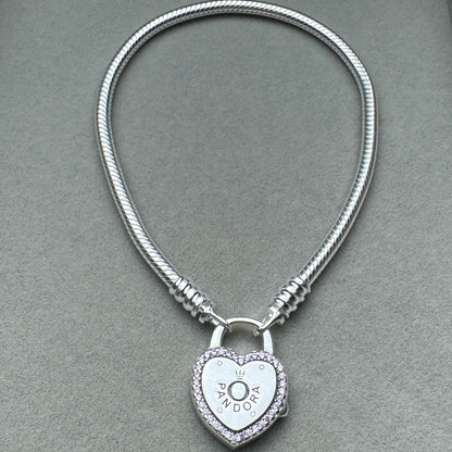 Brazalete Flexible Candado Corazón Rosa Pandora Vista Frontal