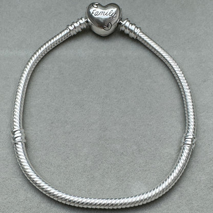 Brazalete Flexible Cierre Árbol Familiar Vista Desde Atrás