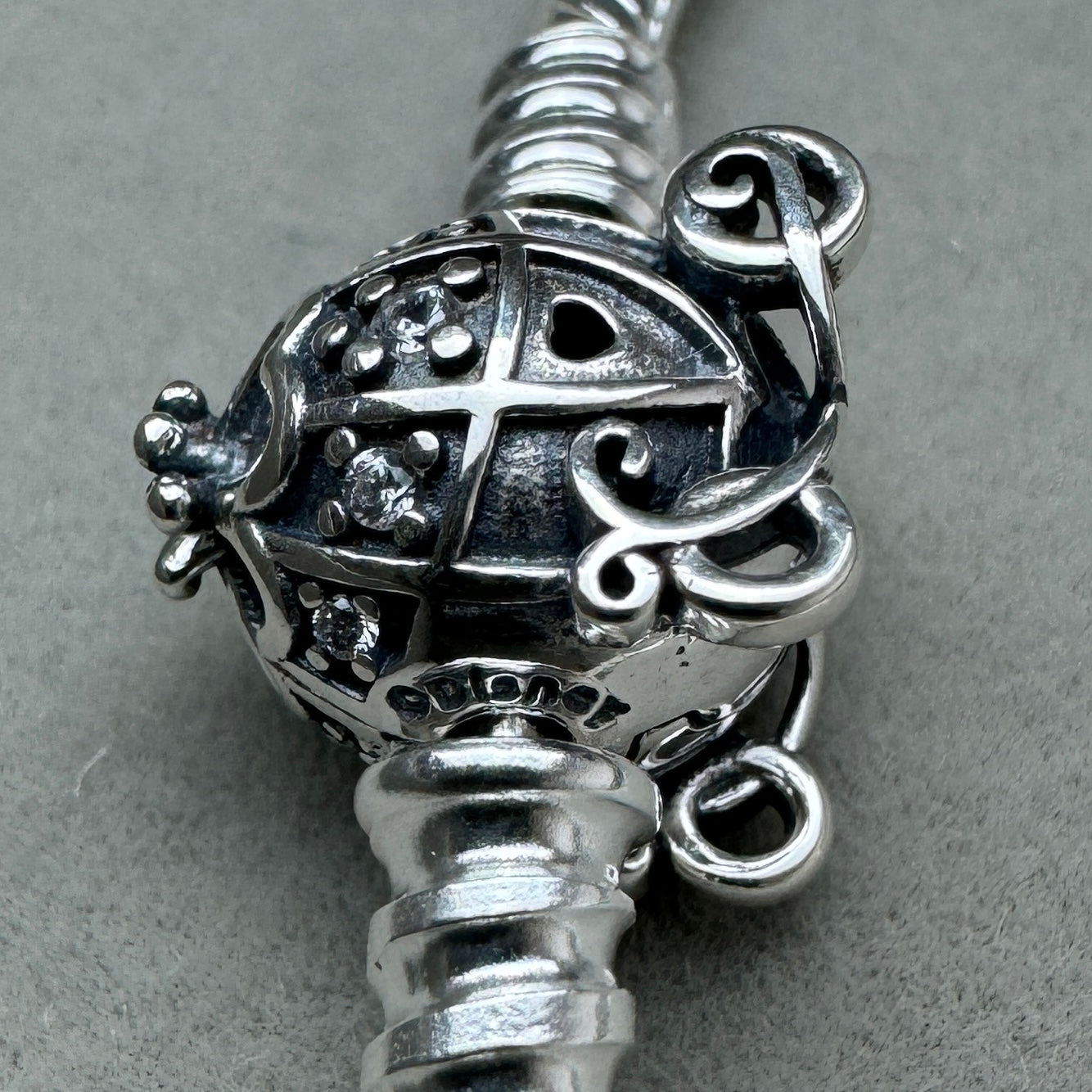 Brazalete Flexible Cierre Carruaje De Cenicienta Disney Pandora Broche Lateral