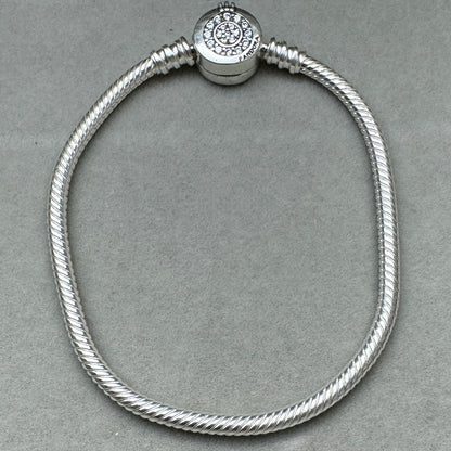 Brazalete Flexible Cierre Corona Redondo Pandora Vista Frontal
