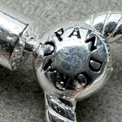 Brazalete Flexible Cierre De Corazón Largo Pandora Vista Del Broche