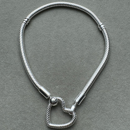 Brazalete Flexible Cierre De Corazón Largo Pandora Vista Frontal