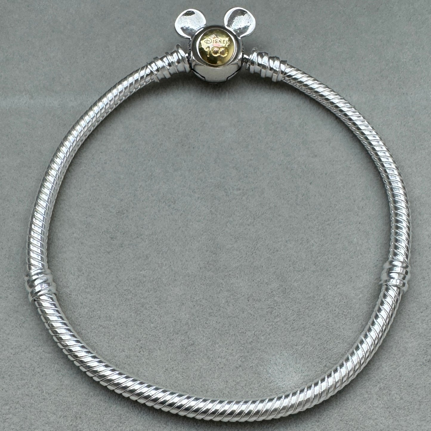Brazalete Flexible Cierre Mickey 100 Años Disney Vista Frontal