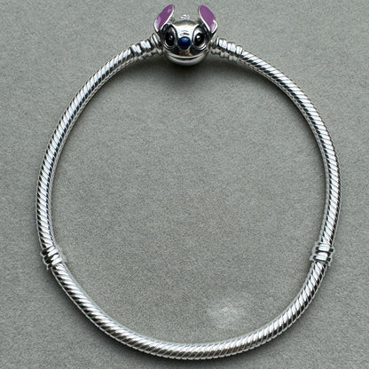 Brazalete Flexible Cierre Silueta Stitch Disney Pandora Vista Frontal