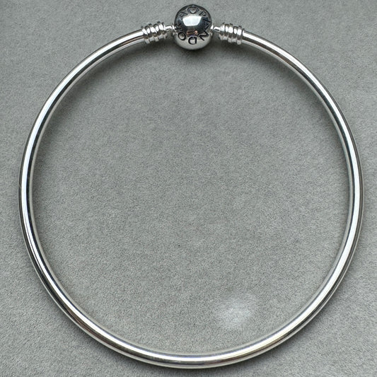 Brazalete Rígido Redondo Pandora Vista Frontal