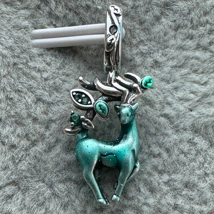 Charm Venado Que Brilla En La Oscuridad