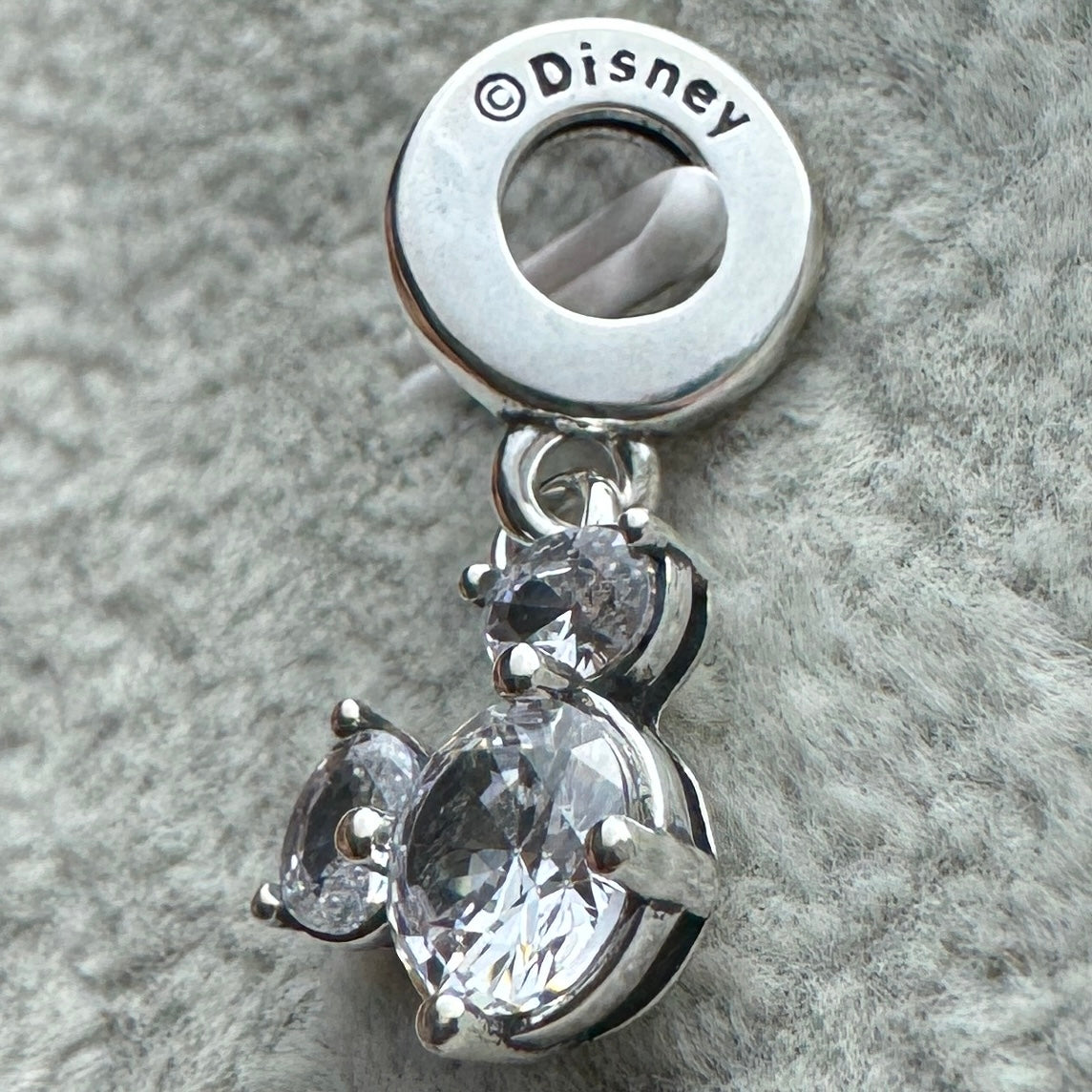 Charm Colgante Silueta Brillante Mickey Disney