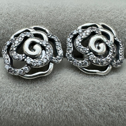 Aretes Flores Brillantes 2