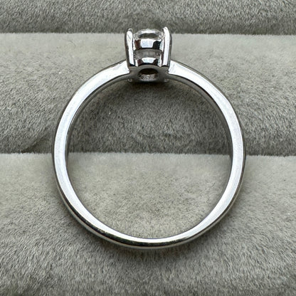 Anillo Ova Moissanita