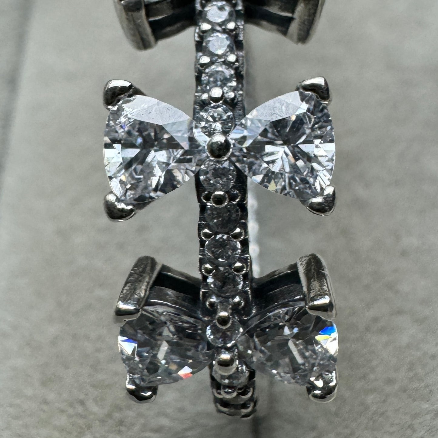 Aretes Moños Brillantes