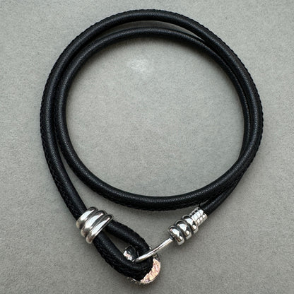 Brazalete Cuero Doble Vuelta Broche Círculo