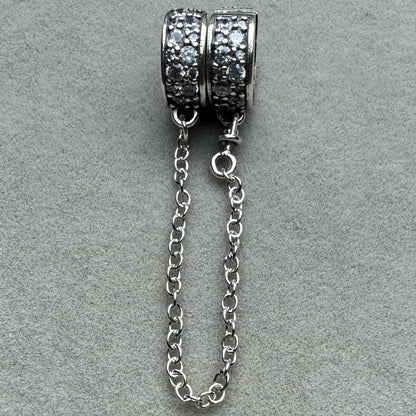 Cadena De Seguridad Clip Pavé Pandora Vista Frontal