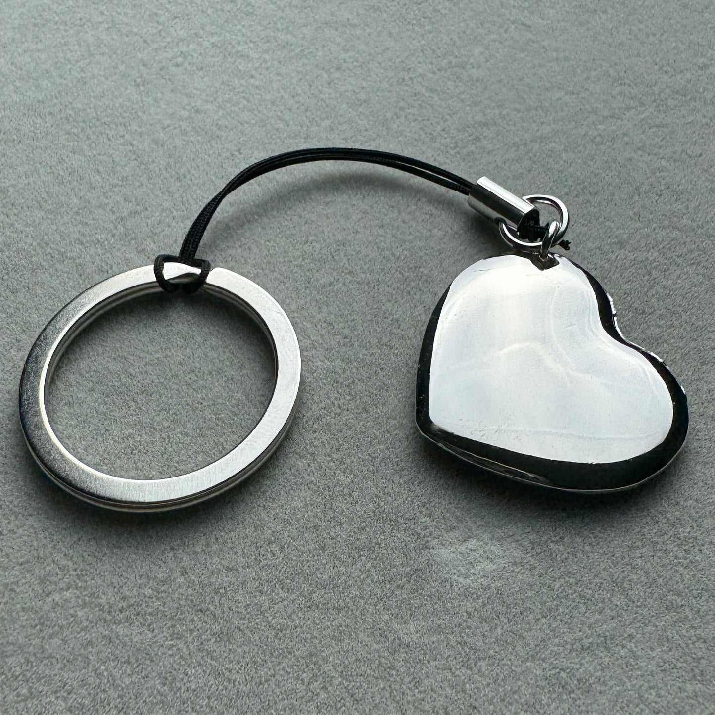 Charm Abridor De Pulsera (Llavero) Pandora Vista Desde Atrás