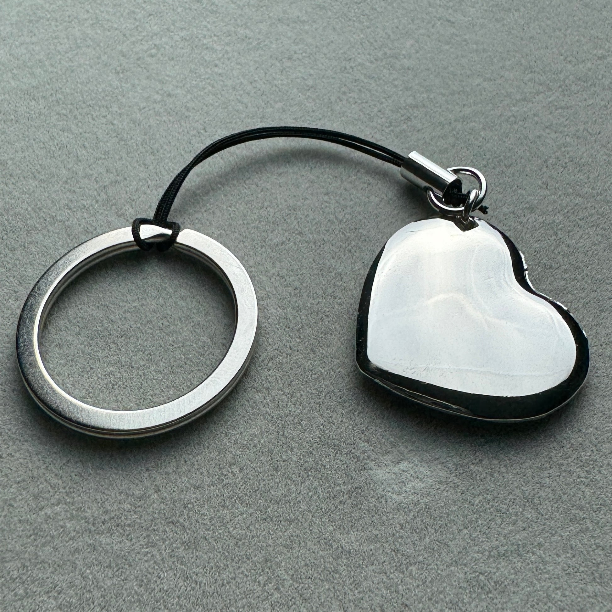Charm Abridor De Pulsera (Llavero) Pandora Vista Desde Atrás