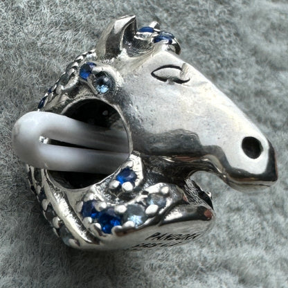 Charm Caballo Nokk De Princesa Elsa Frozen Disney Pandora Vista Lateral