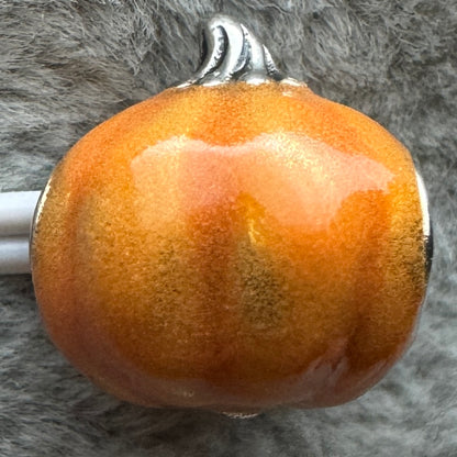 Charm Calabaza Que Brilla En La Oscuridad Pandora Vista Desde Atrás