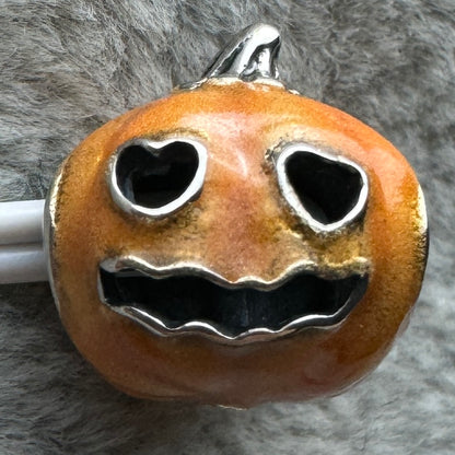 Charm Calabaza Que Brilla En La Oscuridad Pandora Vista Frontal