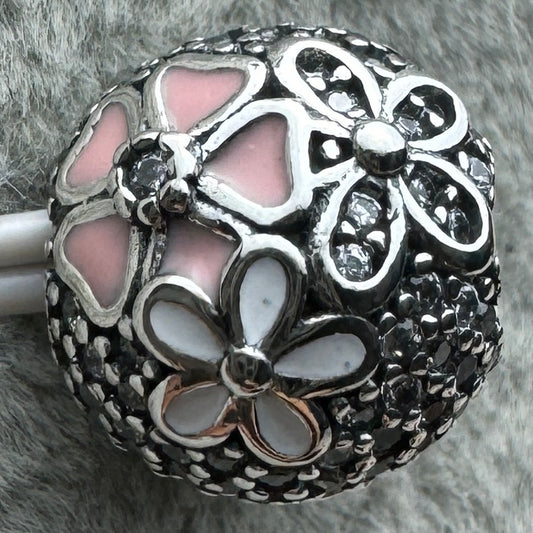 Charm Clip De Seguridad Flores Brillantes Pandora Vista Frontal