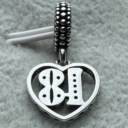 Charm Colgante 18 Años Pandora Vista Desed Atrás