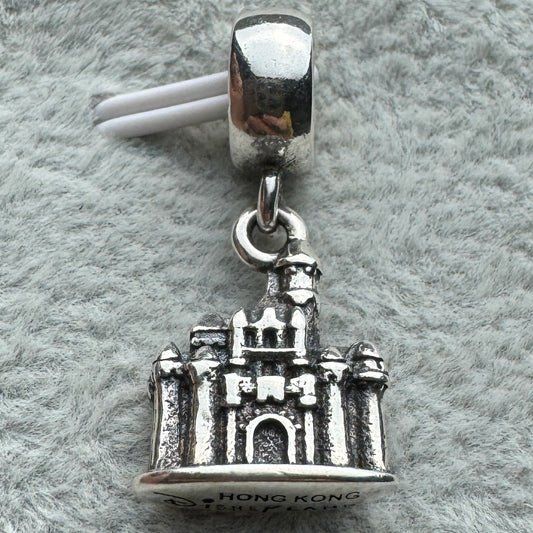 Charm Colgante Castillo DisneyLand HongKong Pandora Vista Frontal