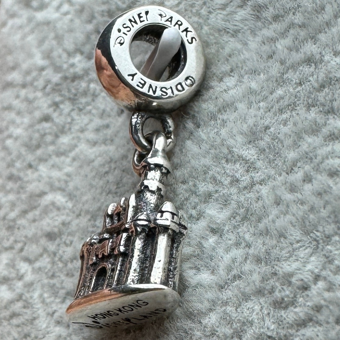 Charm Colgante Castillo DisneyLand HongKong Pandora Vista Lateral