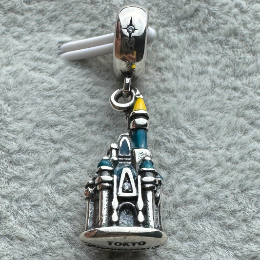 Charm Colgante Castillo Disney Resort Tokio 3 Vista Frontal