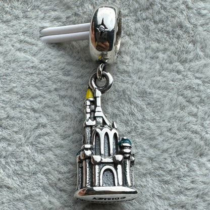 Charm Colgante Castillo Disney Resort Tokio 3 Vista Trasera