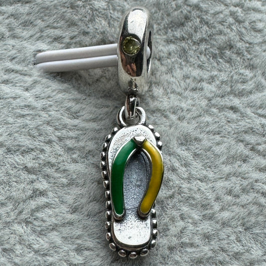 Charm Colgante Chancla Pandora Vista Frontal