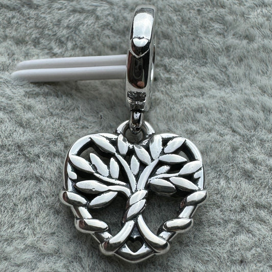 Charm Colgante Corazón Árbol Familiar Pandora Vista Frontal