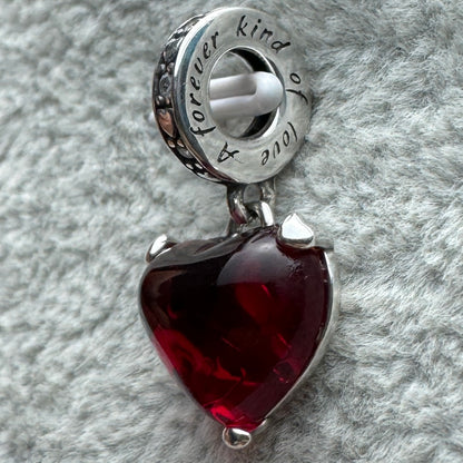 Charm Colgante Corazón Rojo Cristal De Murano Mickey Y Minnie Disney Pandora Vista Lateral