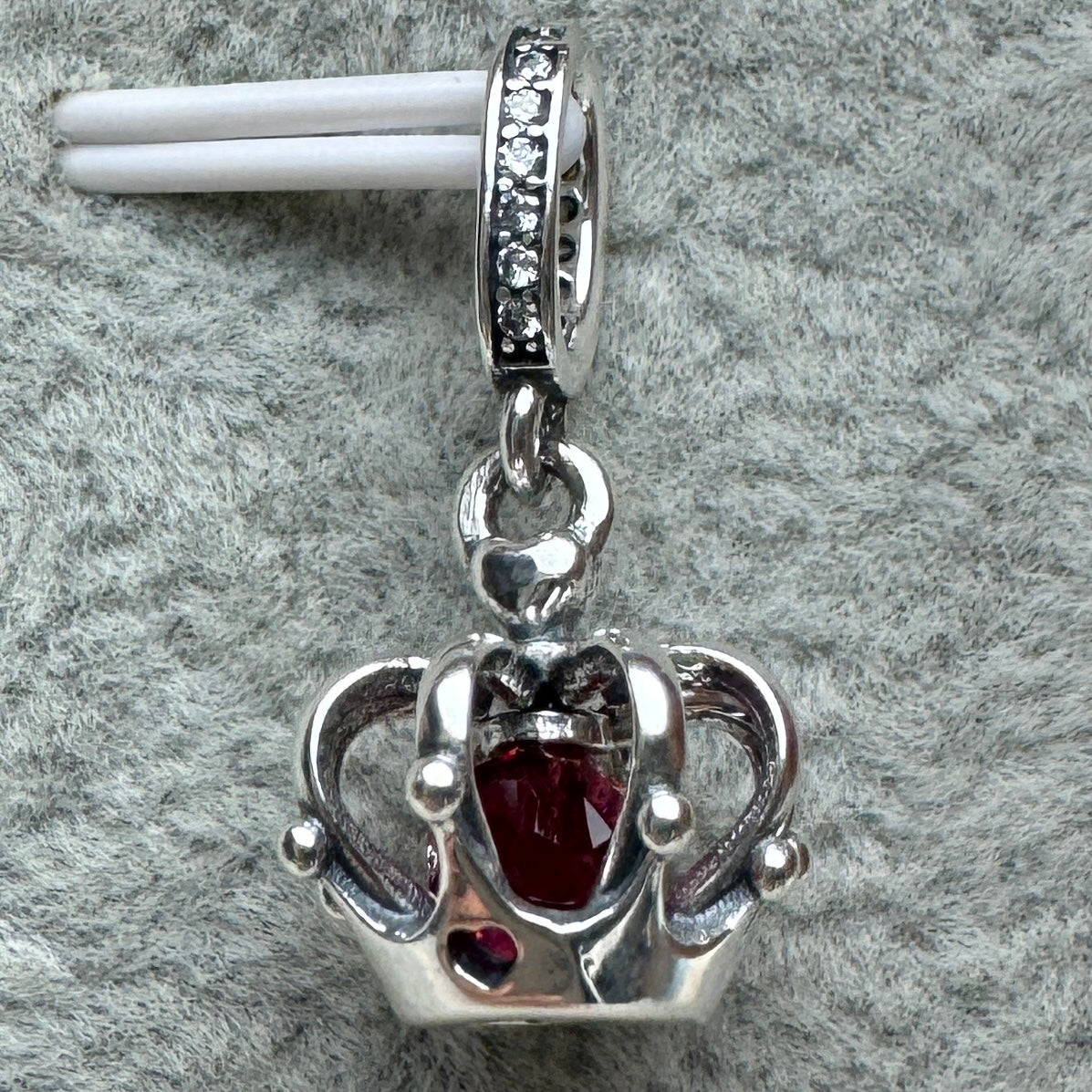 Charm Colgante Corona Pandora Vista Desde Atrás
