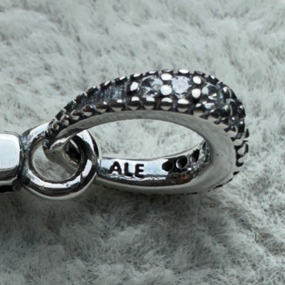 Charm Colgante Cruz Brillante 2 Pandora Vista Lateral Del Aro