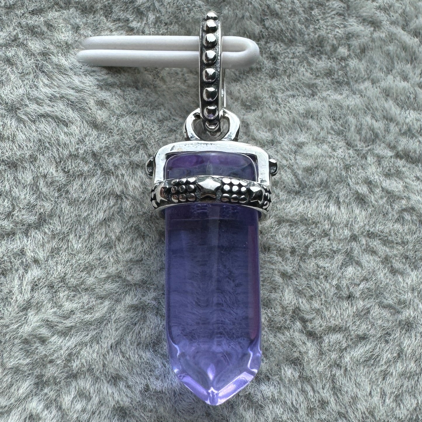 Charm Colgante Cuarzo Morado Pandora Vista Frontal