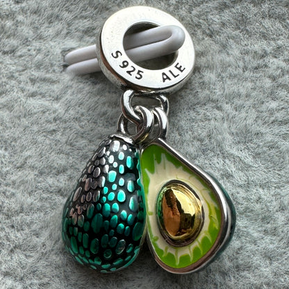 Charm Colgante Doble Aguacate Pandora Vista Lateral